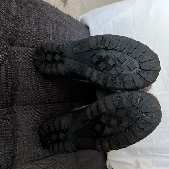 Spring Step Flexus Waterproof Boots Silver Women’s Size 8 1/2 - Picture 2 of 5